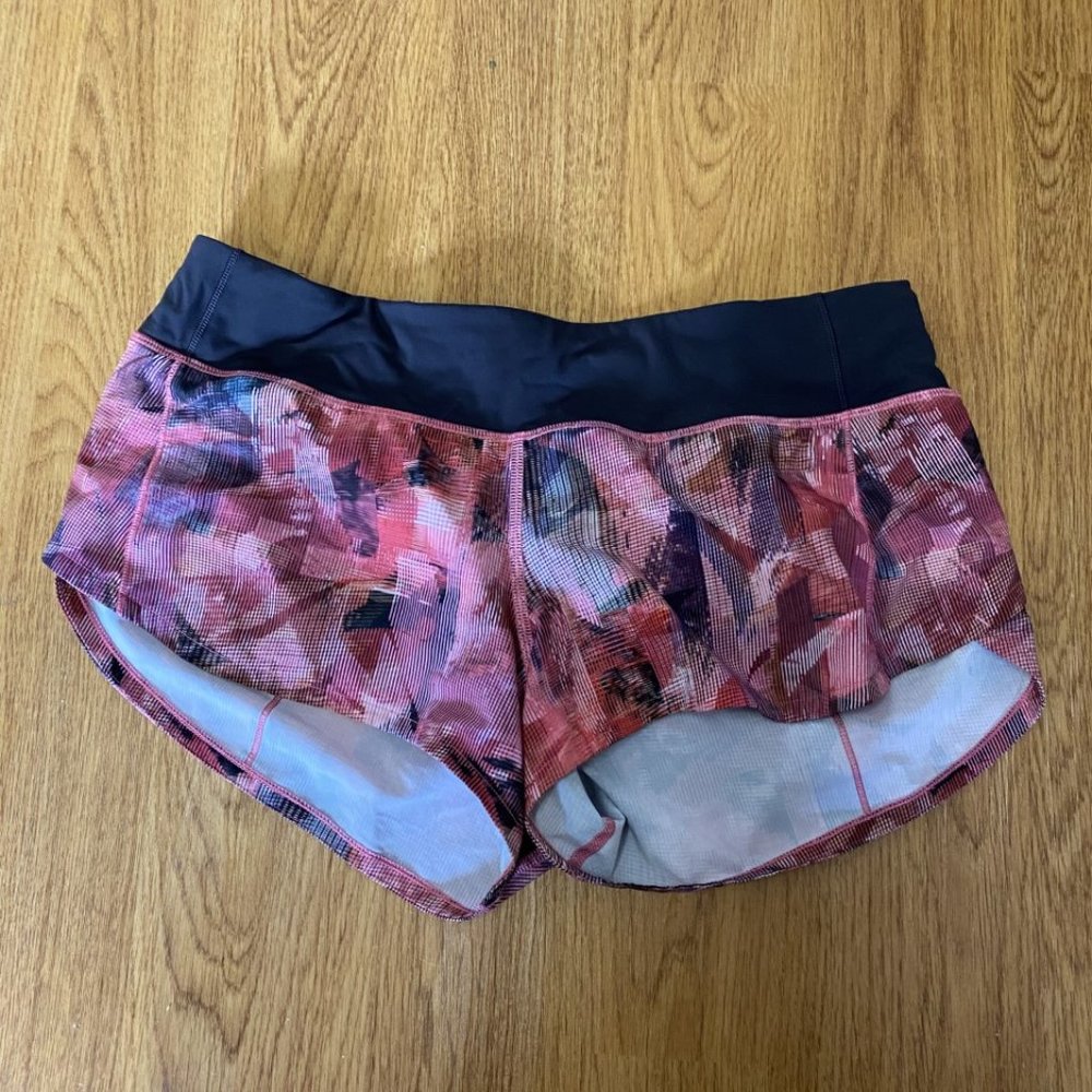 LULULEMON SHORTS